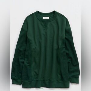 Aerie Women’s Très Chic
Chenille Sweatshirt Rugged Green Color Size S